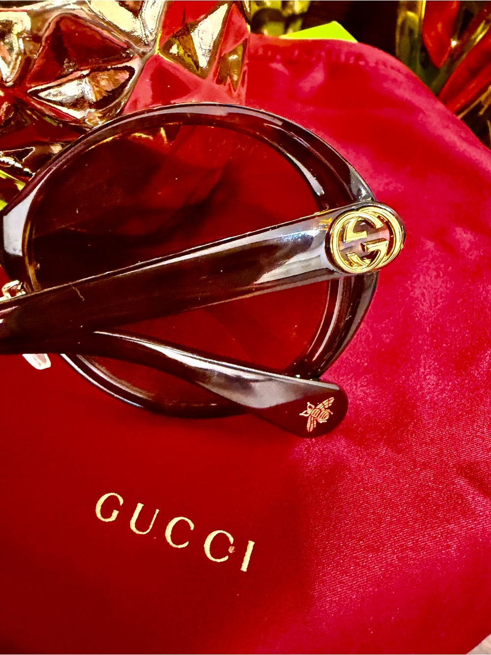 Gucci Black HAVANA Round Sunglasses with Gold Logo